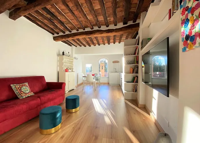 Casa Ilaria - Luminoso Appartamento Con Vista Nel Centro Storico